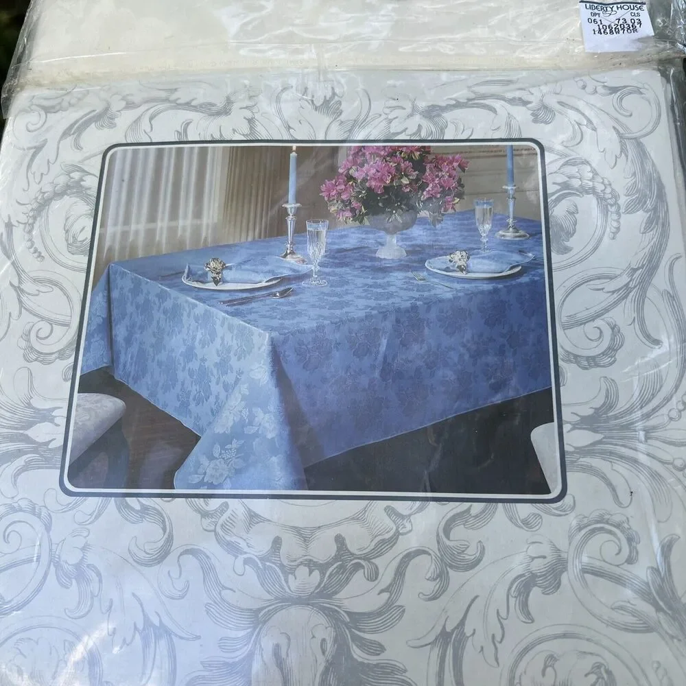 Vintage Rose Bouquet Tablecloth Damask 52”x 70” Oblong NWT Bardwil Linens